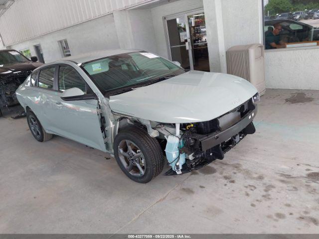  Salvage Kia K4