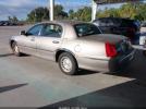 Lincoln Towncar Executive Image 3