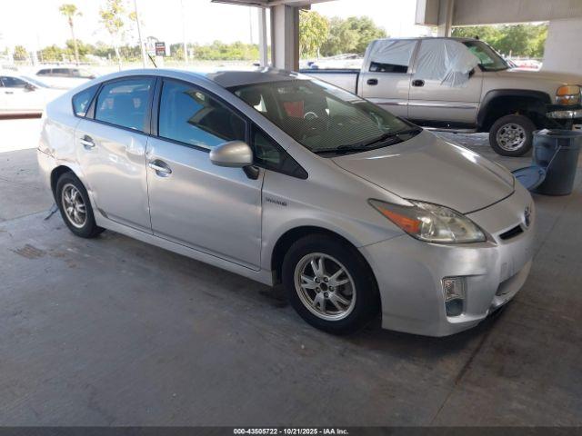  Salvage Toyota Prius