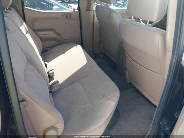 Toyota Tacoma Prerunner V6 Image 12