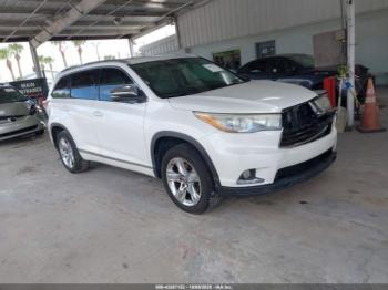  Salvage Toyota Highlander