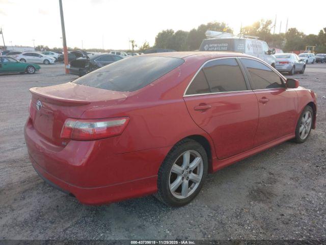 Toyota Camry Image 11