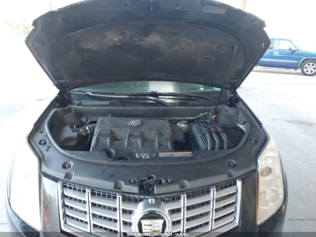Cadillac SRX Standard Image 8