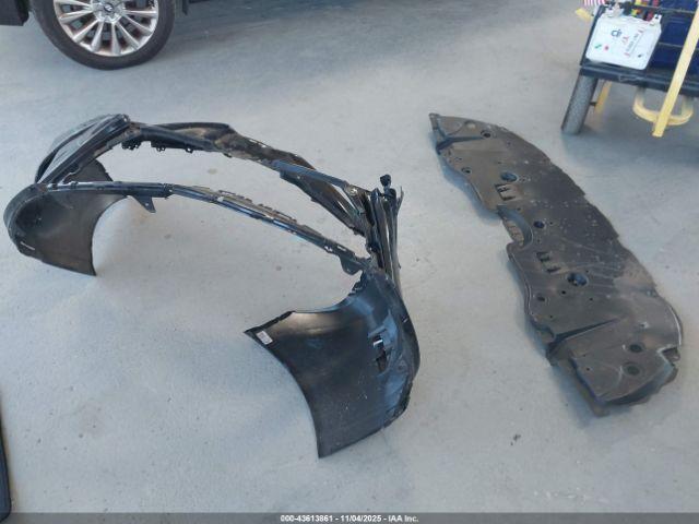 Toyota Camry Se Image 15