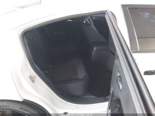 Dodge Charger Sxt Rwd Image 2