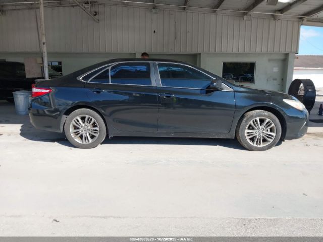 Toyota Camry Se Image 15