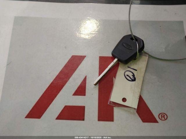 Ford F-150 Xl Image 7