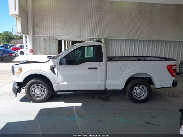 Ford F-150 Xl Image 8