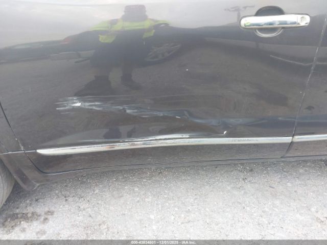 Buick Enclave Leather Image 5