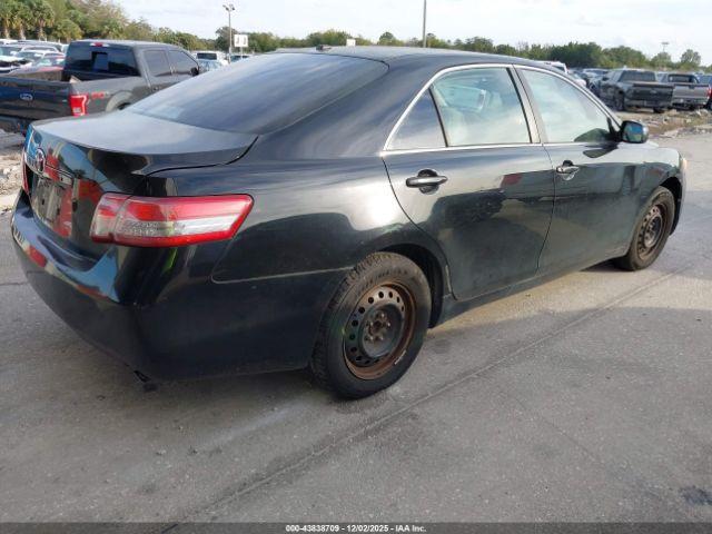 Toyota Camry Image 7