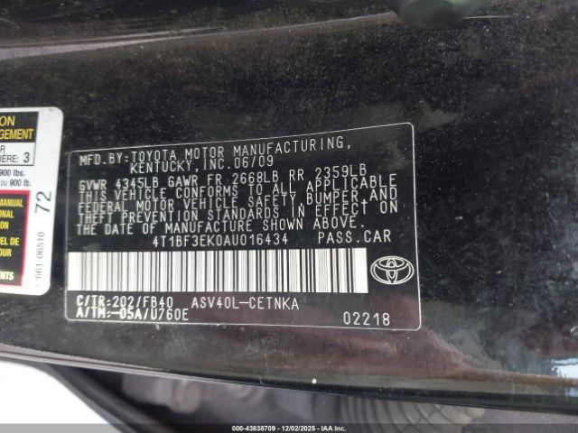 Toyota Camry Image 10