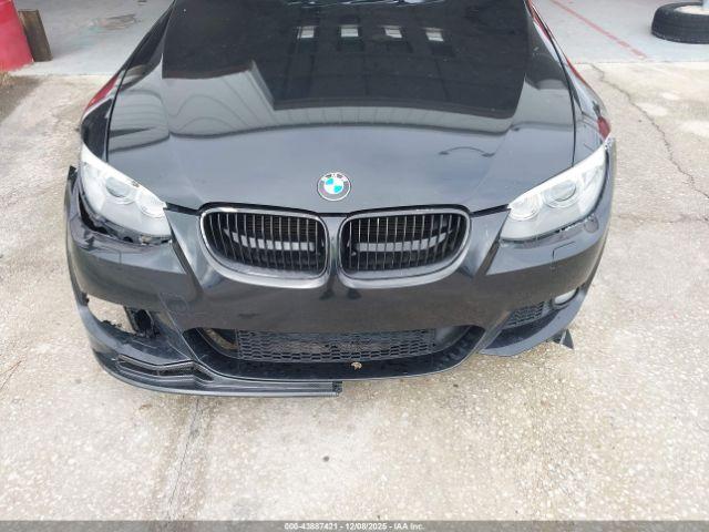 BMW 3 Series 328i Image 8