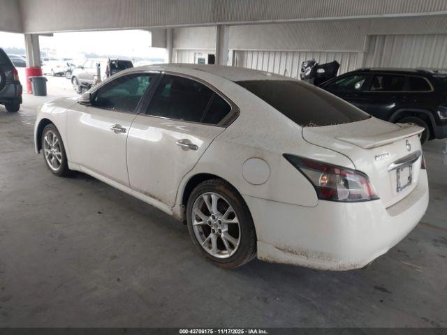 Nissan Maxima 3.5 Sv Image 2