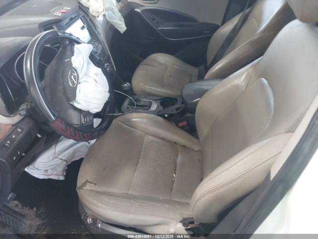 Hyundai SANTA FE Sport Image 12