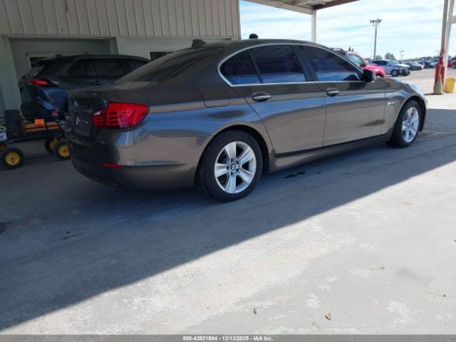 BMW 5 Series Image 6