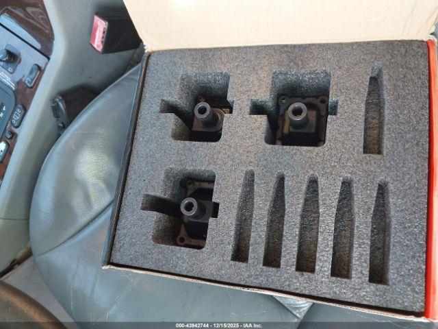 Mercedes-Benz E-Class Image 8