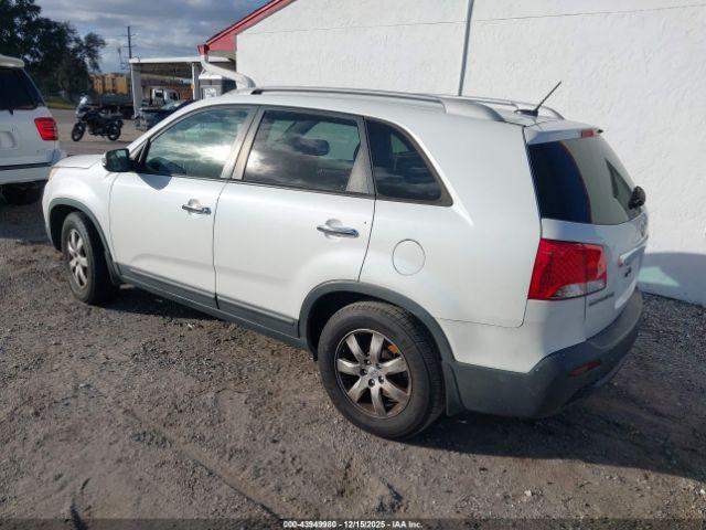 Kia Sorento Lx Image 5