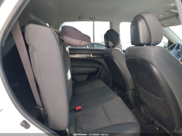 Kia Sorento Lx Image 2