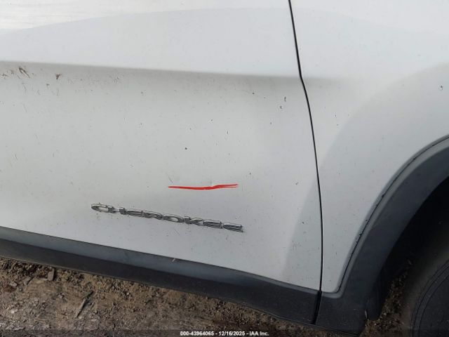 Jeep Cherokee Limited Image 7