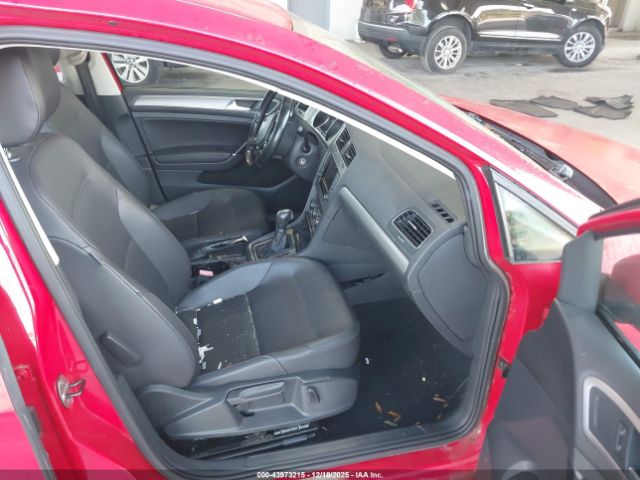 Volkswagen Golf Tsi S 4-door Image 6