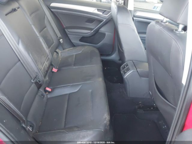 Volkswagen Golf Tsi S 4-door Image 3