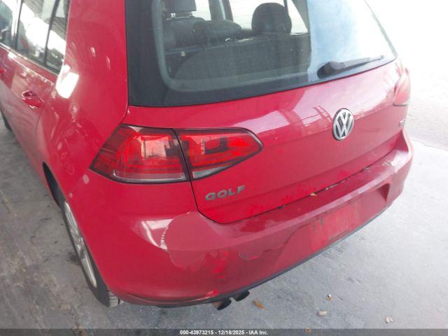 Volkswagen Golf Tsi S 4-door Image 11