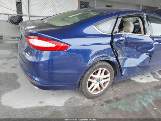 Ford Fusion Se Image 4