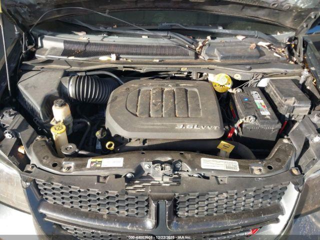 Dodge Grand Caravan Image 7