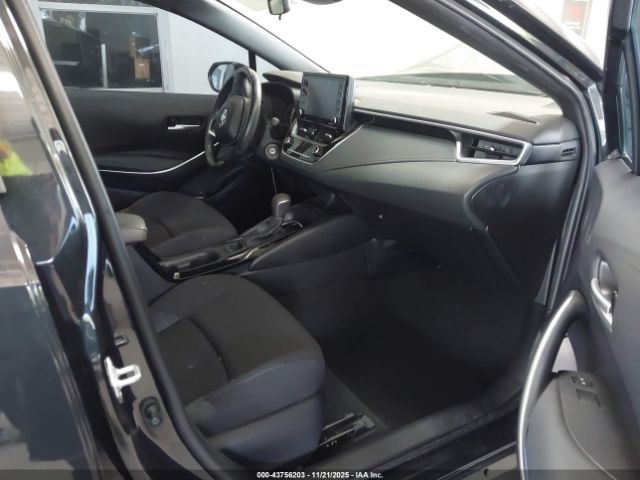 Toyota Corolla Se Image 9