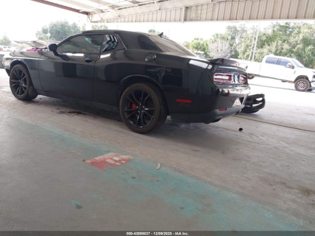 Dodge Challenger Sxt Plus Image 9