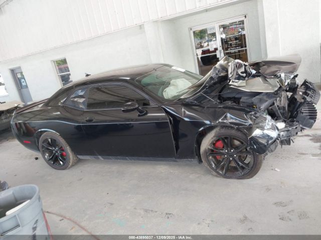 Dodge Challenger Sxt Plus Image 15