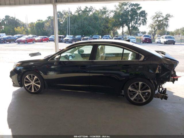 Subaru Legacy 2.5i Limited Image 15