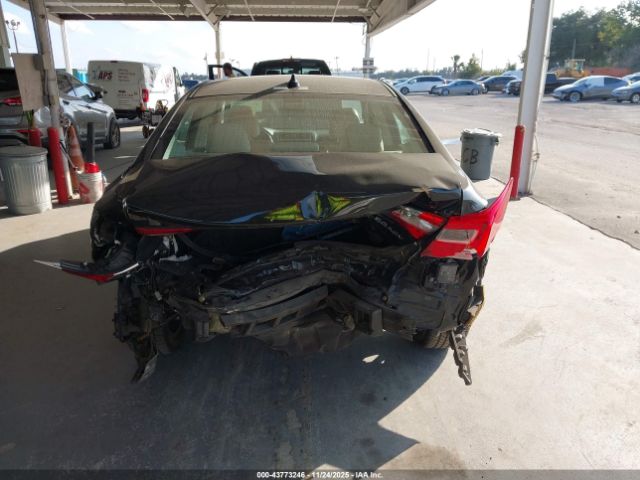 Subaru Legacy 2.5i Limited Image 2