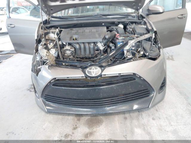 Toyota Corolla Le Image 3