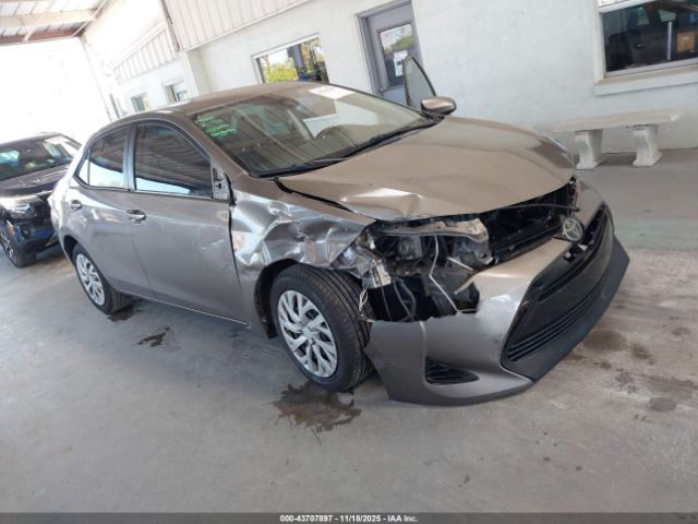 Toyota Corolla Le Image 2