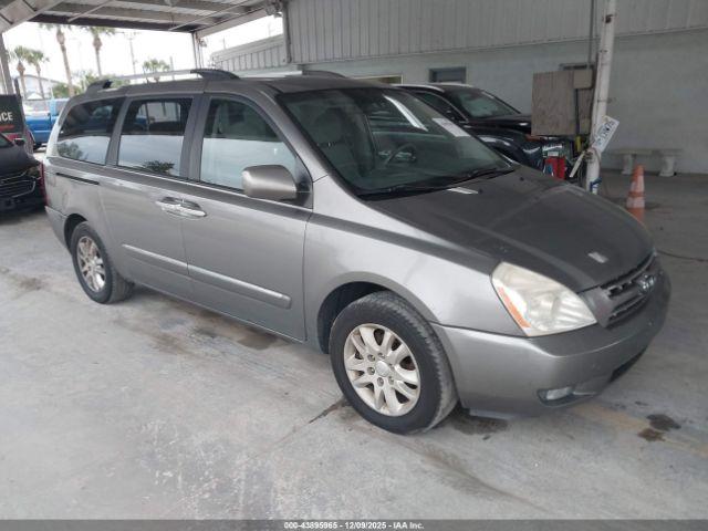  Salvage Kia Sedona