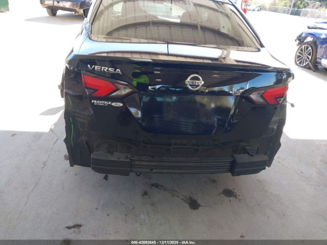 Nissan Versa S Image 16