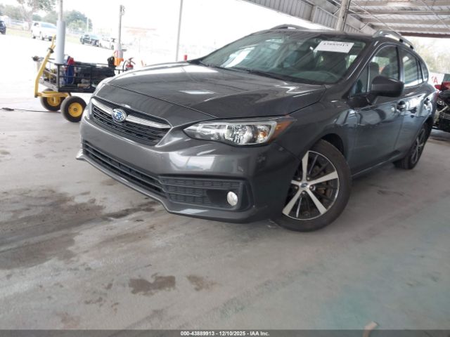 Subaru Impreza Premium 5-door Image 4