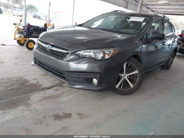 Subaru Impreza Premium 5-door Image 4