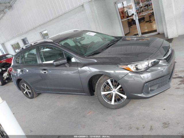 Subaru Impreza Premium 5-door Image 12