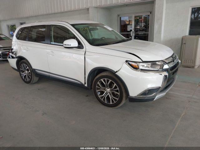  Salvage Mitsubishi Outlander