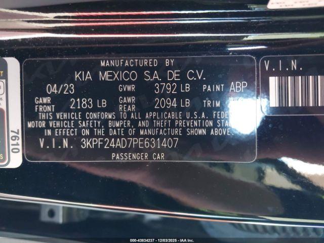 Kia Forte Lxs Image 15