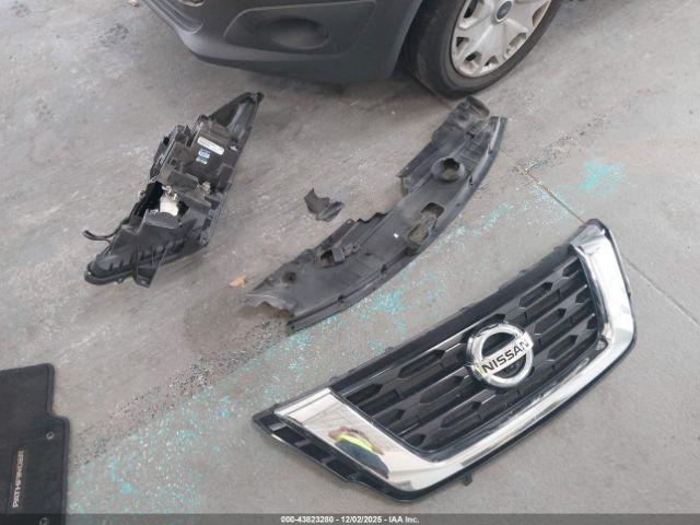 Nissan Pathfinder Sl Image 6