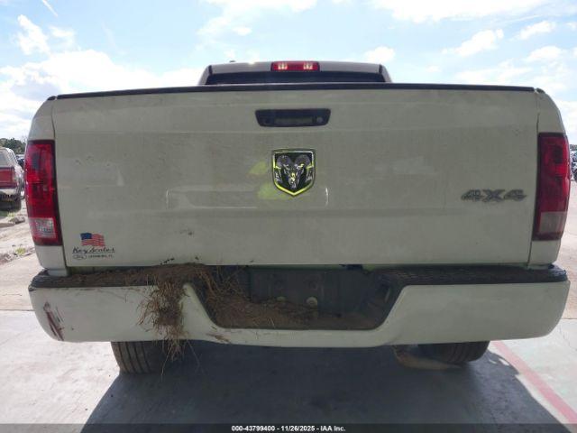Ram 1500 Express  4x4 6'4 Box Image 14