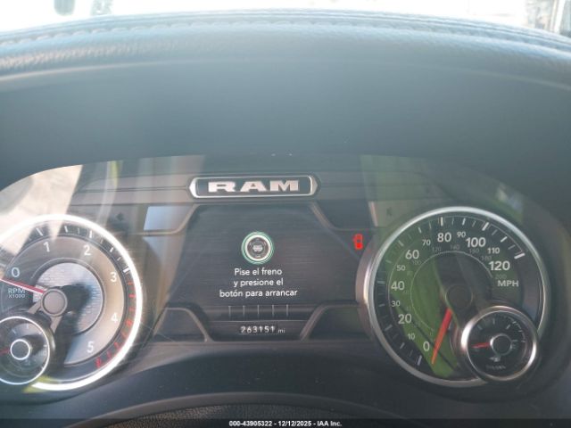 Ram 3500 Laramie Image 3