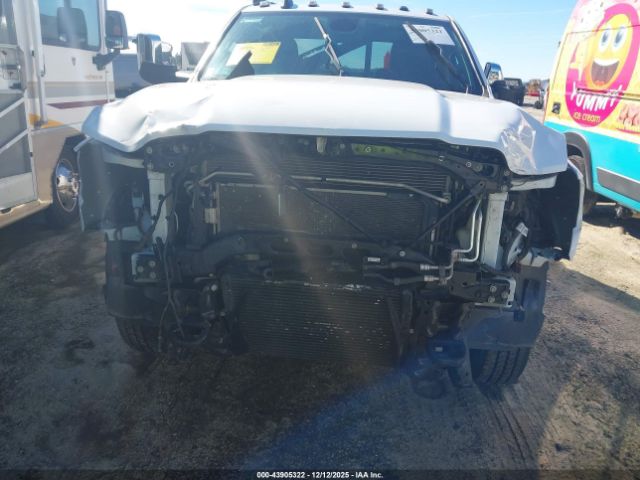 Ram 3500 Laramie Image 4