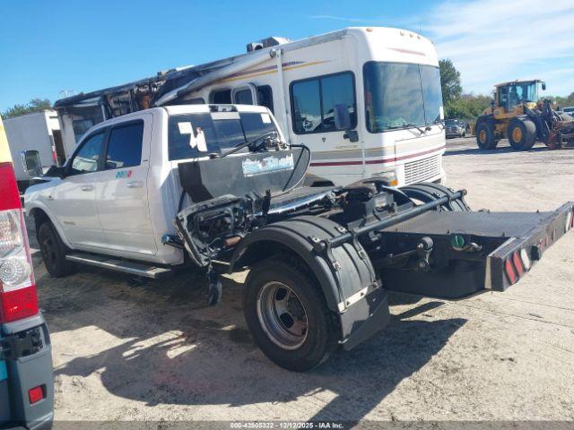 Ram 3500 Laramie Image 7
