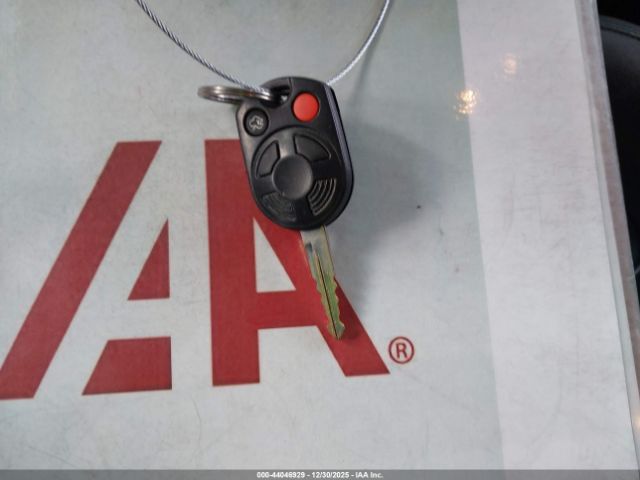 Ford Escape Limited Image 3