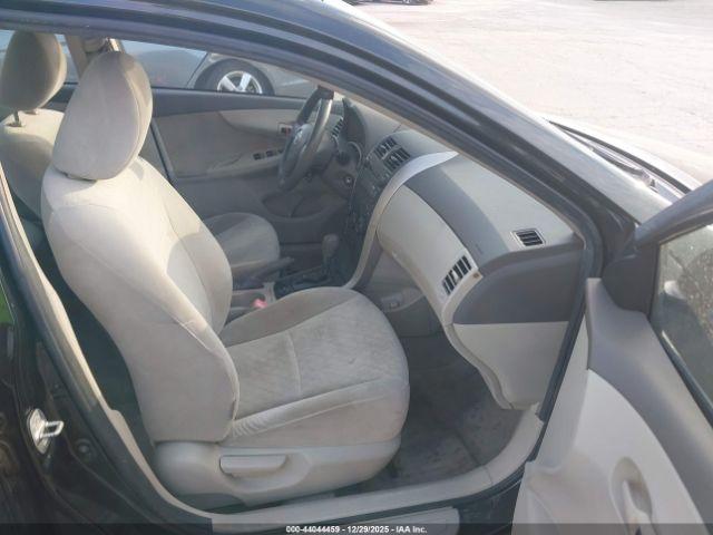 Toyota Corolla Le Image 5