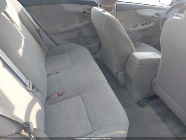 Toyota Corolla Le Image 7